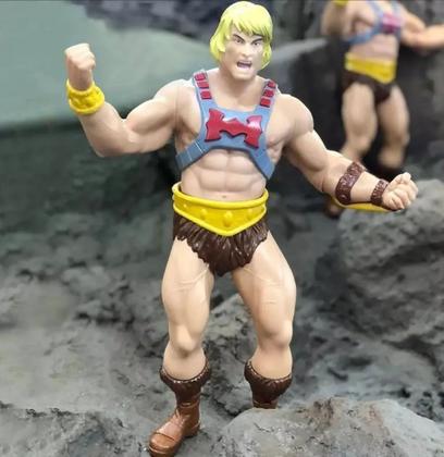 Imagem de Boneco He-Man Articulado He-man Revelation 45cm Gigante