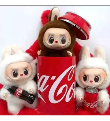 Imagem de Boneco Labubu Coca Cola Lata Surpresa Edição Colecionável Limitada