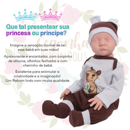 Imagem de Boneco Reborn Bebê Menino Olhos Fechados Roupa Capivara