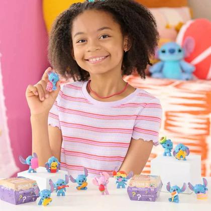 Imagem de Boneco surpresa feed me stitch - doorables - disney - sunny