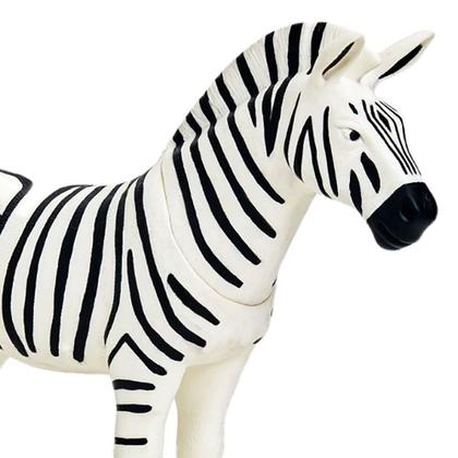 Imagem de Boneco Zebra Vinil 30cm Safari Brinquedo Realista Adijomar