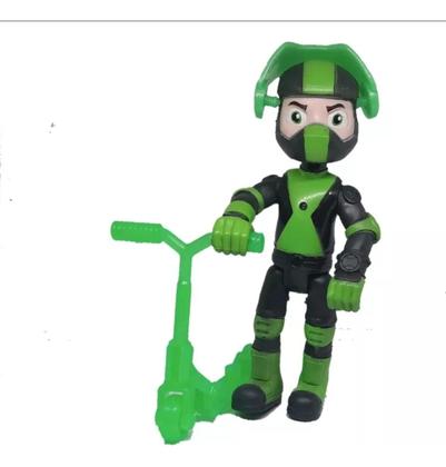 Imagem de Bonecos Action Figure Patinete Feedback Ben 10 Alien