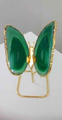 Imagem de Borboleta Em Ágata Natural Verde E Ouro No Pedestal 10x17cm
