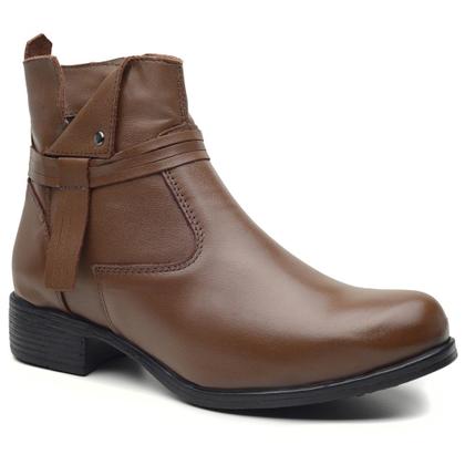 Imagem de Bota Cano Curto Casual em Couro Amanda Block com Zíper e Detalhe em Recortes