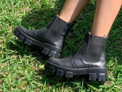 Imagem de Bota Coturno Feminino Tratorada Chelsea Macia Confortável