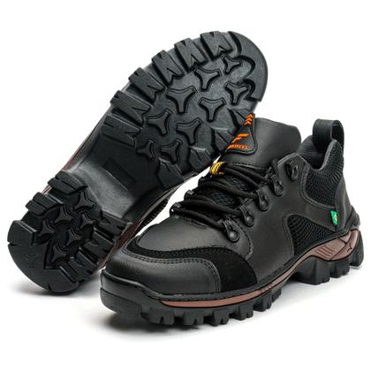 Imagem de Bota Coturno Frontinni com Cadarço Detalhes em Costuras e Recortes