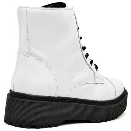 Imagem de Bota Coturno KRN Shoes Cano Curto com Sola Reta Tratorada Cadarço e Ziper