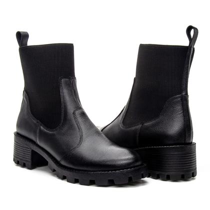 Imagem de Bota Coturno Tratorada Feminina em Couro Bravatto Preto