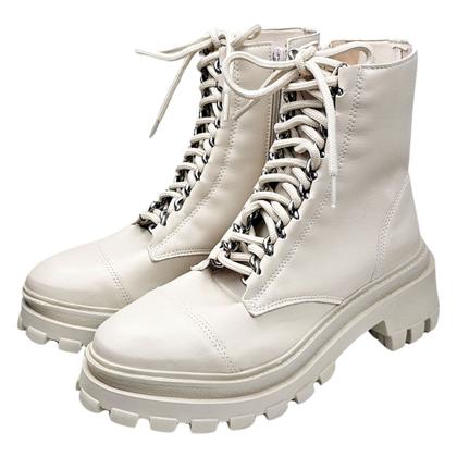 Imagem de Bota Coturno Tratorado com Corrente - Off White