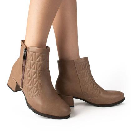 Imagem de Bota Dakota Feminina Salto Baixo Tendência Moda Nova Da312
