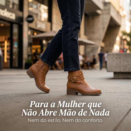 Imagem de Bota Feminina Cano Curto Salto Tachas Moleca 5354.201 - Caramelo - 36