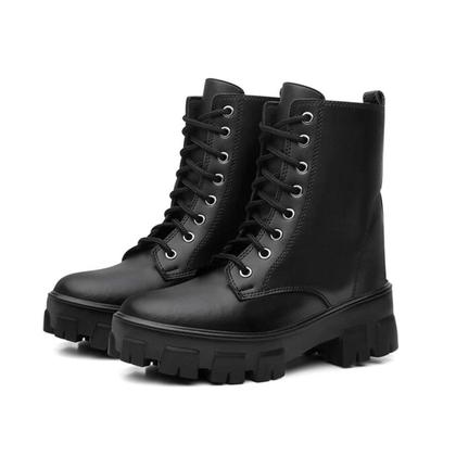 Imagem de Bota Feminina Cano Curto Tratorada Salto Baixo 70% OFF