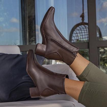 Imagem de Bota Feminina Em Couro Bico Quadrado Luciana Café Salto Bloco 4.5cm