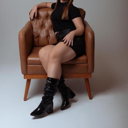 Imagem de Bota Feminina Montaria Enrugada Preto Cano Alto Verniz Salto Bloco Grosso