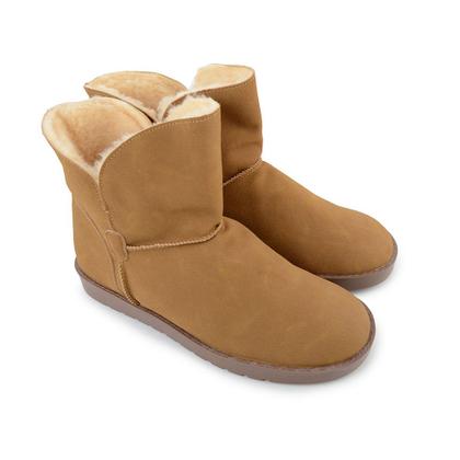 Imagem de Bota Feminina Mooncity Cano Baixo Areia - 70812