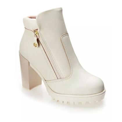 Imagem de Bota Feminina Zíper Salto Alto Tratorado Moleca Off White