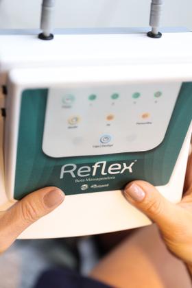 Imagem de Bota Massageadora Reflex Alívio e Relaxamento Para Pernas e Pés