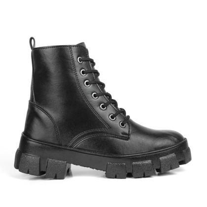 Imagem de Bota Tratorada Feminina Coturno Cano Curto Casual Zíper Lateral Preto Blogueira Modinha