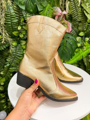 Imagem de Bota Western Dourada Metalizada Feminina
