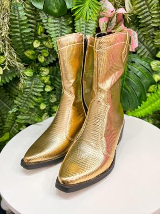 Imagem de Bota Western Dourada Metalizada Feminina