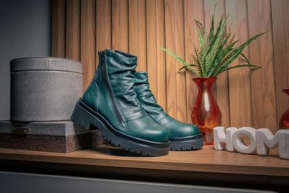 Imagem de Bota York em material sintético Militar com Sola Alta Preta