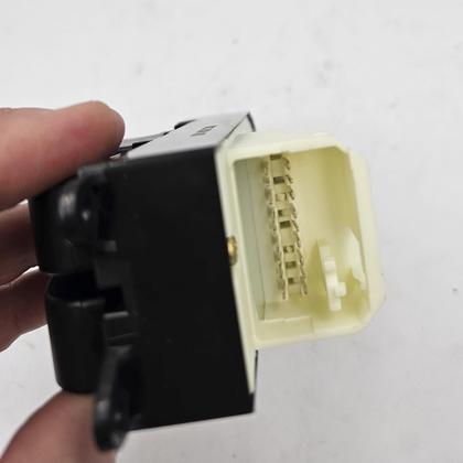 Imagem de Botão Comando Vidro Elétrico Toyota Hilux e Sw4 2005 à 2015