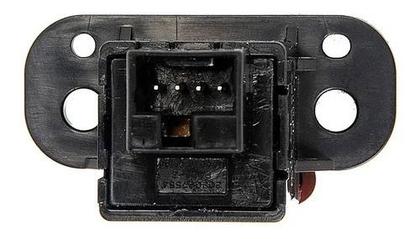 Imagem de Botão Interruptor Pisca Alerta Gm Tracker 14 15 16 Original