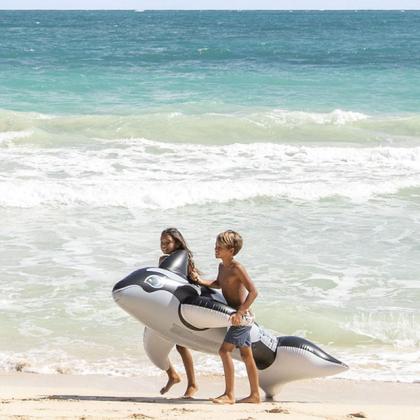 Imagem de Bote Inflável Baleia Orca Infantil com Alças Seguras 1,63m