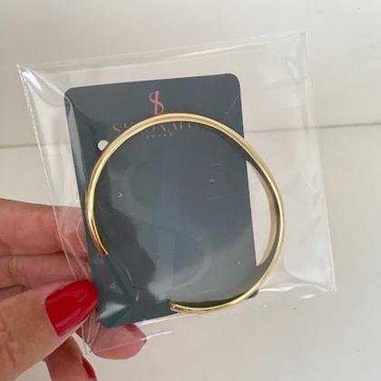 Imagem de Bracelete Ajustável Luxuoso  Semijoia Feminina com Design Ousado e Elegância Atemporal  Simonatto