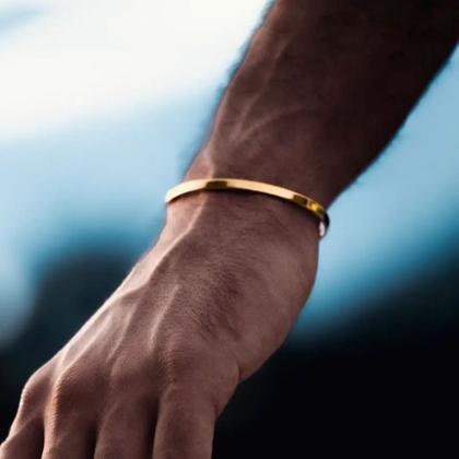 Imagem de Bracelete dourado masculino banhado ouro/ Pulseira ajustável aço inoxidável/ Presente para homem