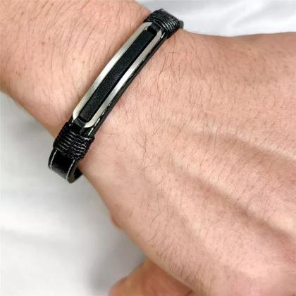 Imagem de Bracelete em Couro Preto