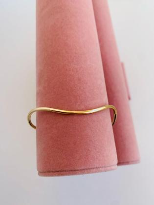 Imagem de Bracelete folheado a ouro e prata modelo ondulado liso