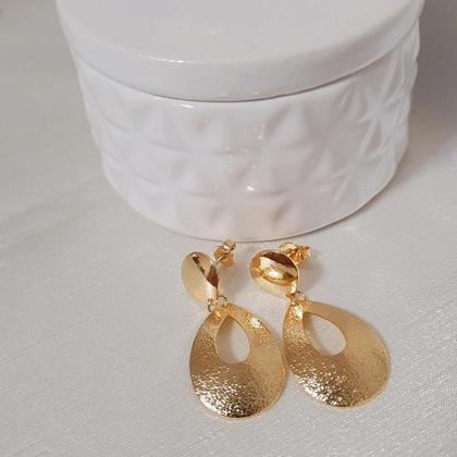 Imagem de Brinco Chapa Oval Detalhada Folheado A Ouro 18k