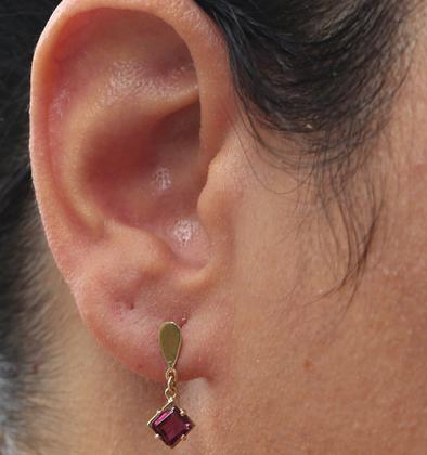 Imagem de Brinco Pendente Ouro 18k Losango De Tumalina Rosa Detalhes