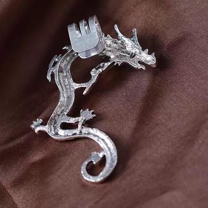 Imagem de Brinco Único Ear Cuff Clipe Contorno Dragão Prateado D7478