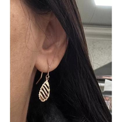 Imagem de Brincos rommanel banhado ouro 18k feminino gota gancho pendurada 523962