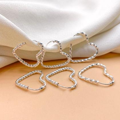 Imagem de Brincos Trio Kit 3 Pares Argola Coração Prata 925 Legítima Torcido Feminino Delicado Presente