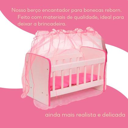 Imagem de Brinquedo Berço para Boneca em MDF com Enxoval cor Rosa