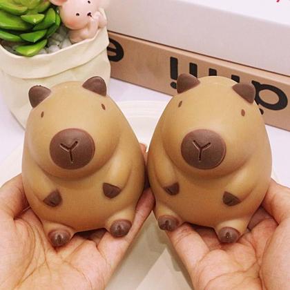 Imagem de Brinquedo Capivara Squishy Antiestresse Puxa e Estica