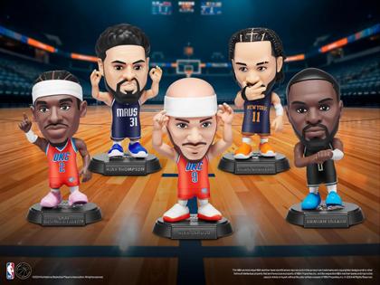 Brinquedo colecionável de basquete 5 Surprise NBA Ballers Series 2