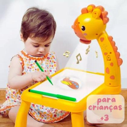 Imagem de Brinquedo Girafa Projetora de Figuras Mesa De Desenho Infantil Com Canetinhas