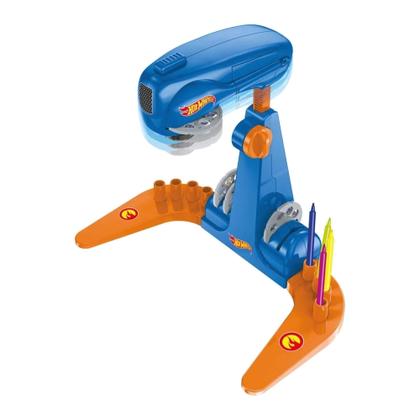 Imagem de Brinquedo Infantil Mesa Projetora com Canetinhas e 32 Desenhos Hot Wheels Multikids - BR2087