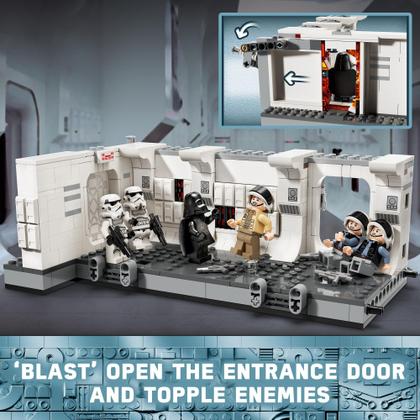 Imagem de Brinquedo LEGO Star Wars Boarding The Tantive IV 75387 com boneco