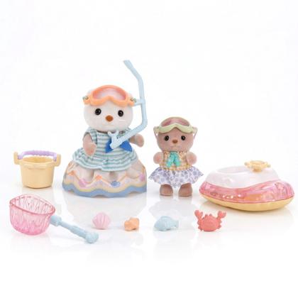 Imagem de Brinquedo Sylvanian Families Irmãs Lontras Marinhas Com Traje De Mergulho Original