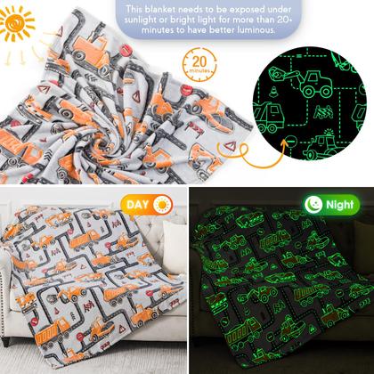Imagem de Brinquedos de escavadeira de construção para crianças e meninos  Cobertor de caminhão Glow in The Dark para adolescentes, aniversário de Páscoa, Natal, Dia dos Namorados, 12, 3, 4, 5, 6, 7, 8, 9, 10 anos, presentes de carro de pelúcia