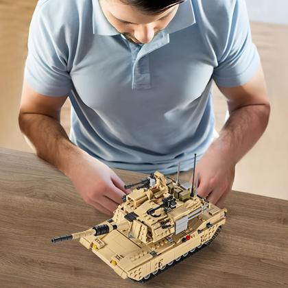 Imagem de Building Block Toy DoVob Army Tank WW2 M1A2 Abrams com 1080 unidades