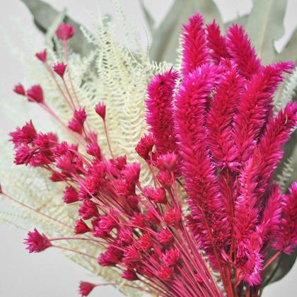 Imagem de Buquê de flores desidratadas decoração capim verde