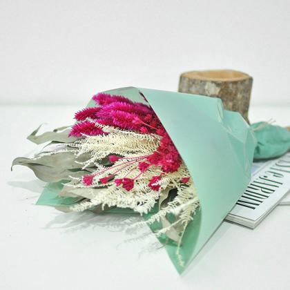 Imagem de Buquê de flores desidratadas decoração capim verde