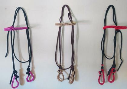 Imagem de Cabeçada Corda Rosa Trançada + Rédea Trançada Para Mula