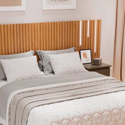 Imagem de Cabeceira Casal Ou Queen Ripada Paris com 2 Mesas de Cabeceira Mavaular